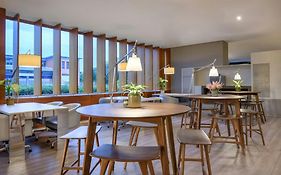 AC Hotel Sevilla Fórum by Marriott